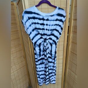 Liz Claiborne Blue and White Dolman Sleeve Sundress